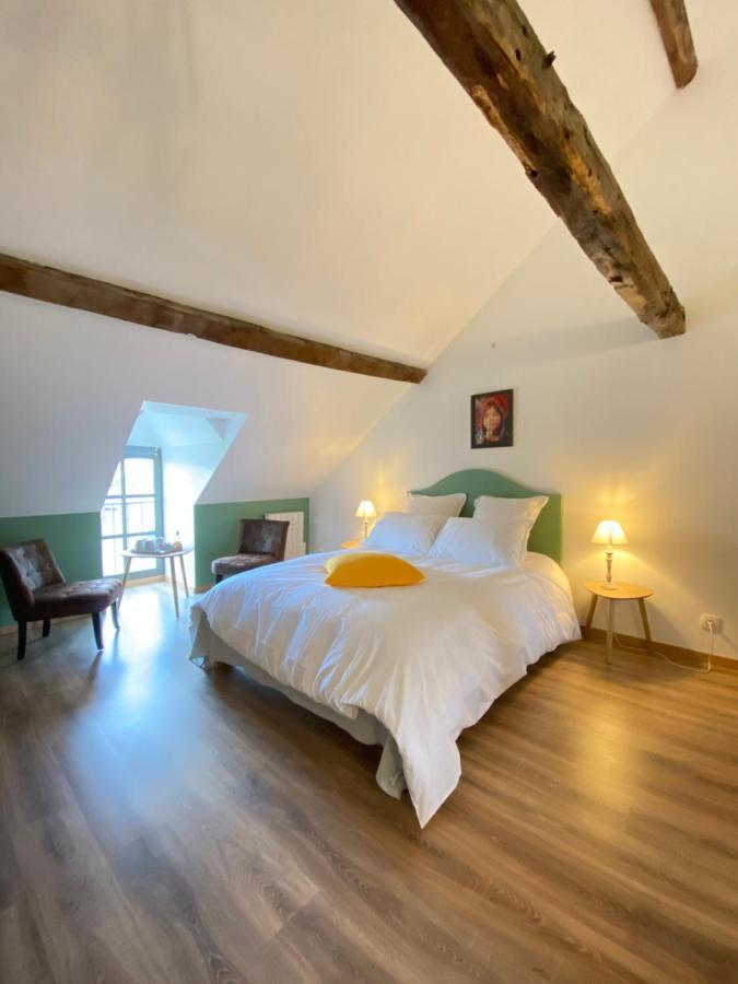 Au Pont D'Olt Otel Saint-Côme-dʼOlt Oda fotoğraf