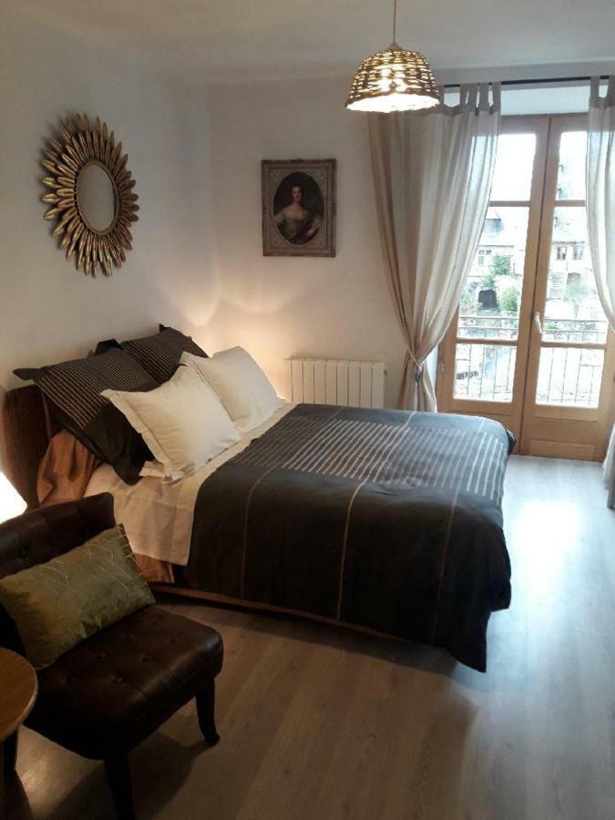 Au Pont D'Olt Otel Saint-Côme-dʼOlt Dış mekan fotoğraf